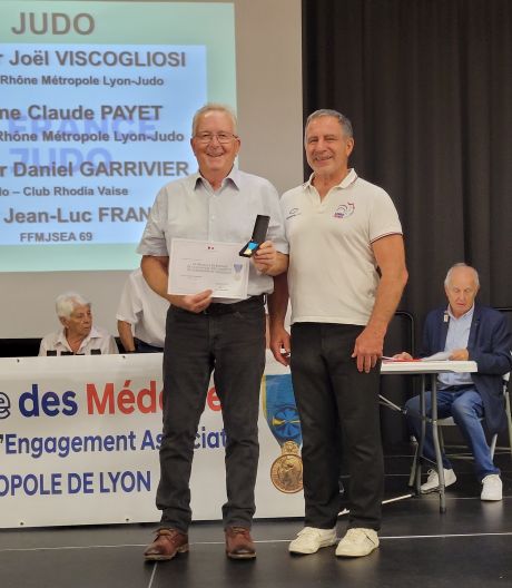 Joel Viscogliosi, médaillé de bronze de la jeunesse et des sports !